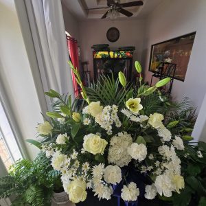 Gentle Remembrance Basket