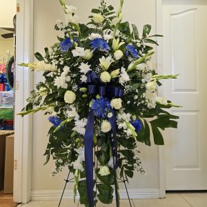 Blue Rose Standing Spray